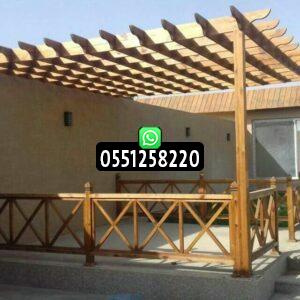 مظلات خشبية