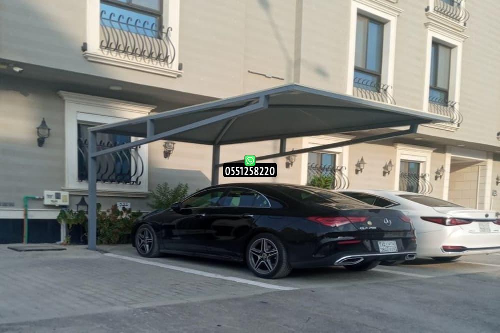 مظلة سيارات