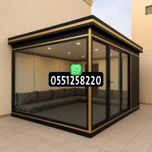 بناء مجالس خارجية ساندوتش بانل للحدائق