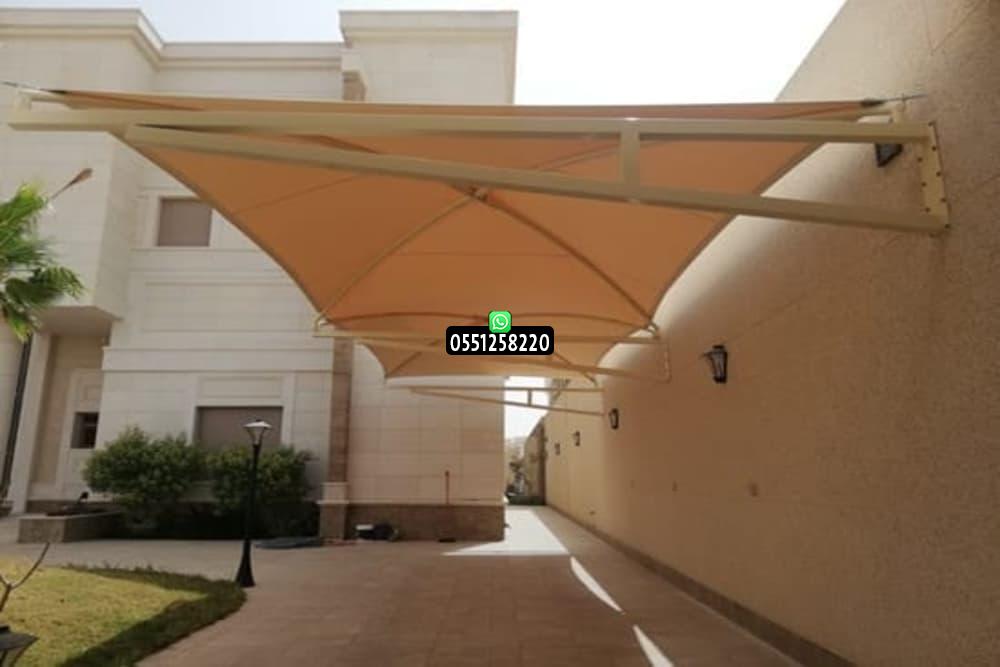 مظلات معلقة